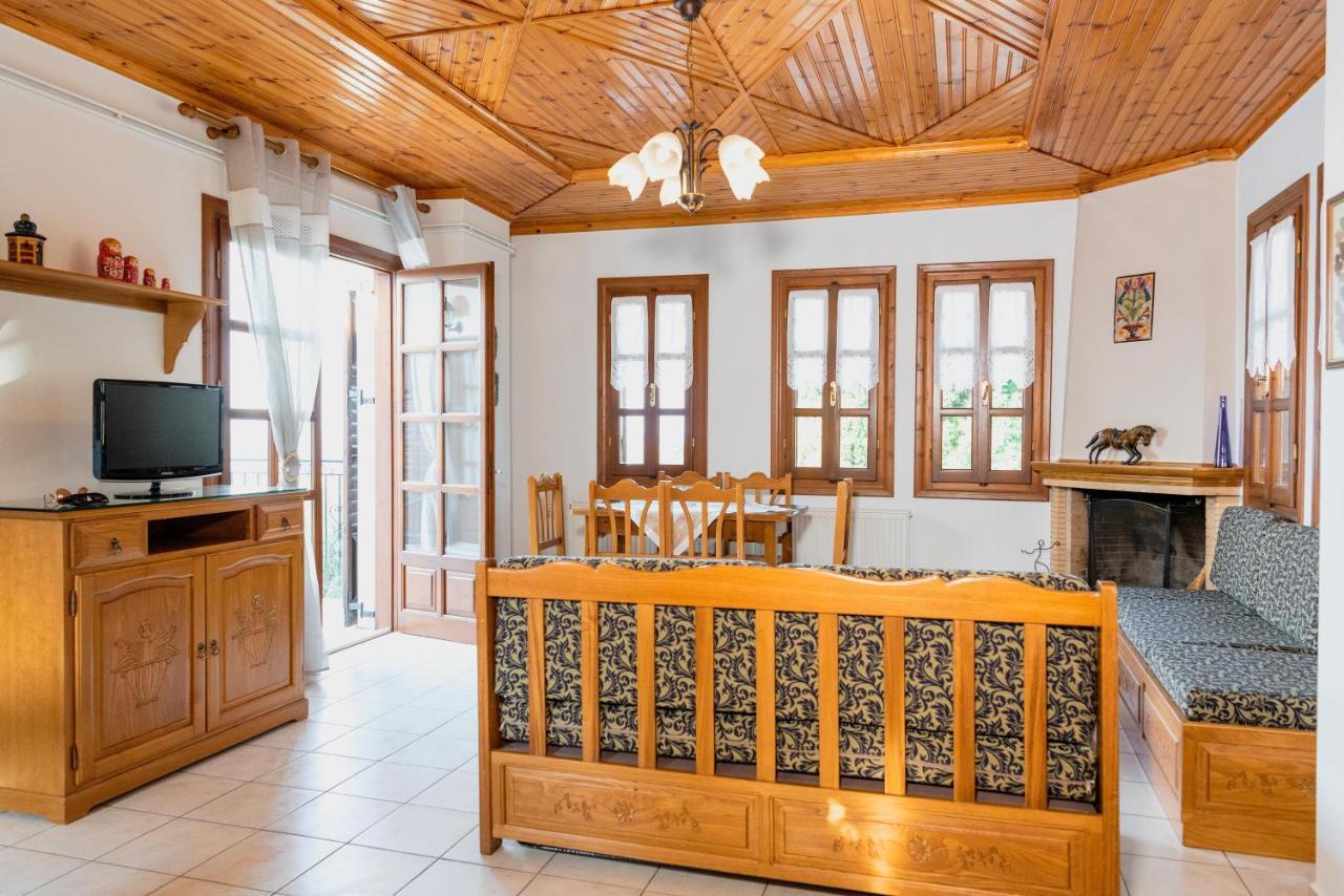 Domus Apartment Дамухари Екстериор снимка